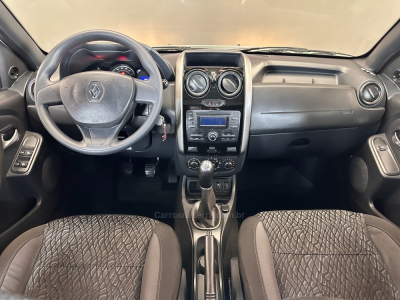 DUSTER 1.6 4X2 16V FLEX 4P MANUAL - 2016 - SAPIRANGA