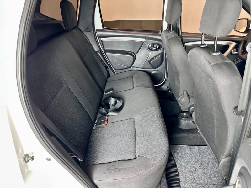 DUSTER 1.6 4X2 16V FLEX 4P MANUAL - 2016 - SAPIRANGA