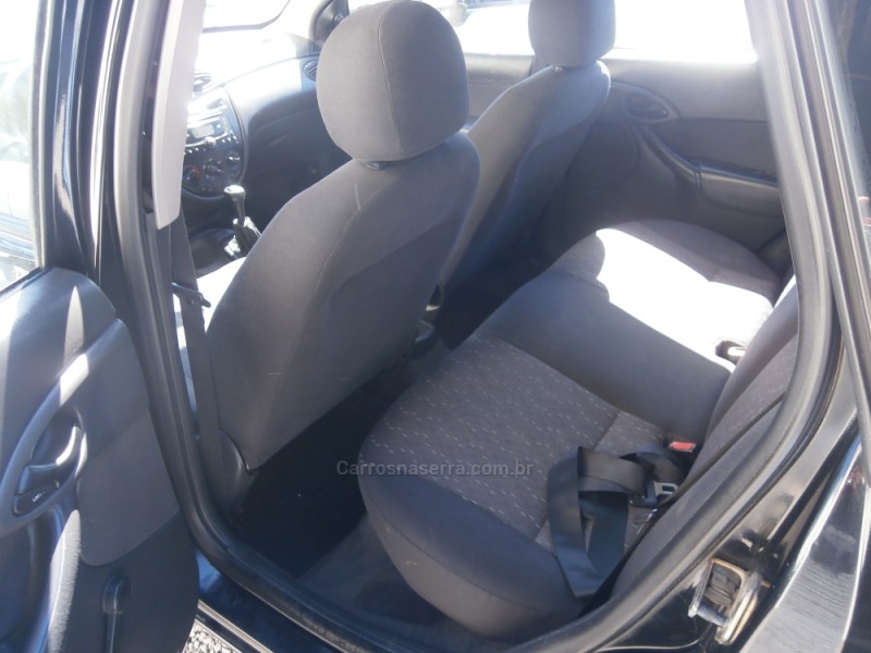 FOCUS 1.6 GL 8V GASOLINA 4P MANUAL - 2007 - FARROUPILHA