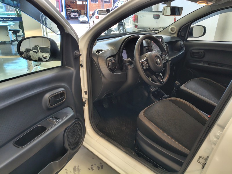 MOBI 1.0 TREKKING 8V FLEX 4P MANUAL - 2025 - BENTO GONçALVES