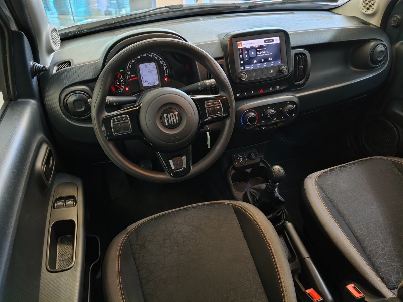 MOBI 1.0 TREKKING 8V FLEX 4P MANUAL - 2025 - BENTO GONçALVES