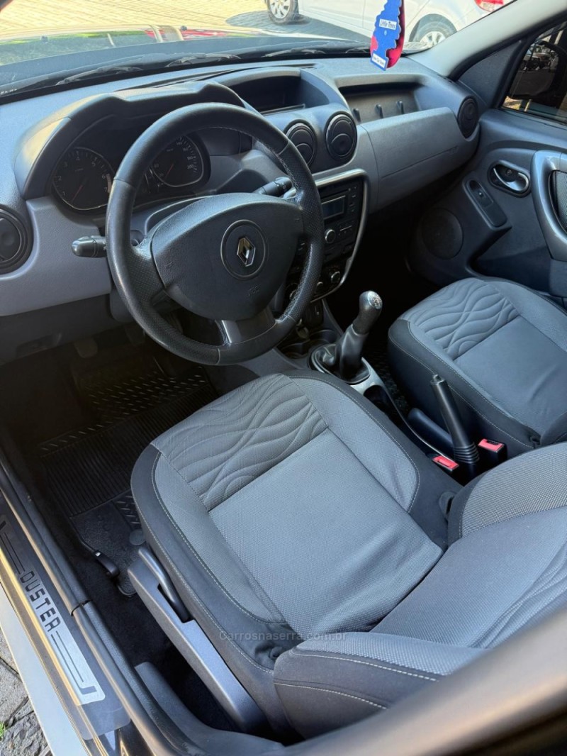DUSTER 1.6 DYNAMIQUE 4X2 16V FLEX 4P MANUAL - 2013 - CAXIAS DO SUL