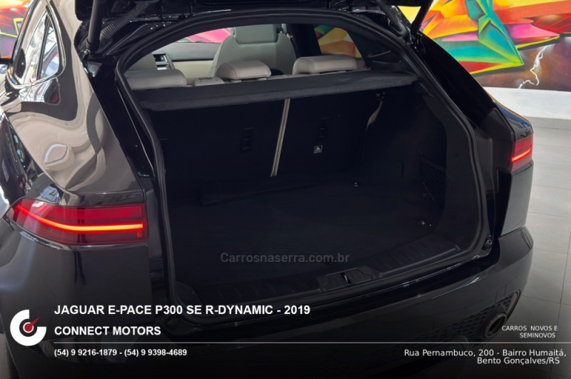 E-PACE 2.0 16V P300 R-DYNAMIC SE AWD GASOLINA 4P AUTOMÁTICO - 2019 - BENTO GONçALVES