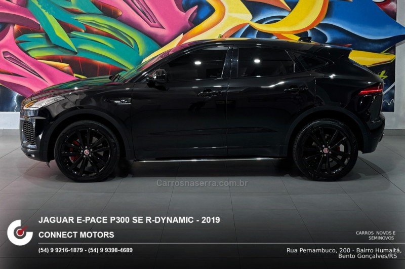 E-PACE 2.0 16V P300 R-DYNAMIC SE AWD GASOLINA 4P AUTOMÁTICO - 2019 - BENTO GONçALVES