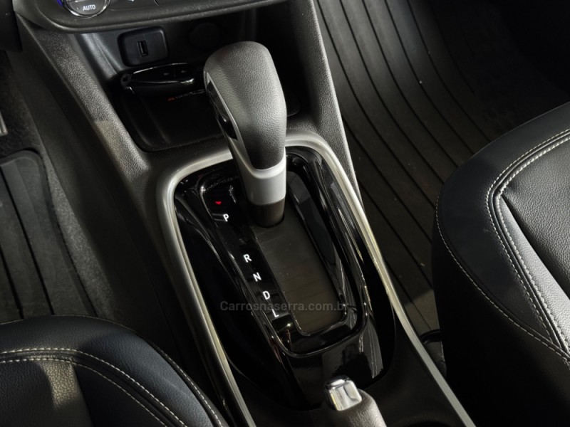 TRACKER 1.2 12V PREMIER TURBO FLEX 4P AUTOMÁTICO - 2022 - DOIS IRMãOS