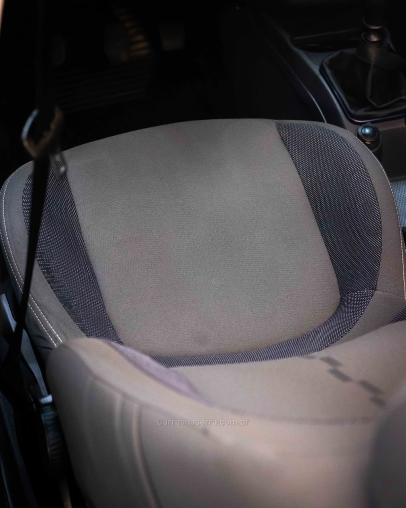 PUNTO 1.4 ATTRACTIVE 8V FLEX 4P MANUAL - 2013 - CAXIAS DO SUL