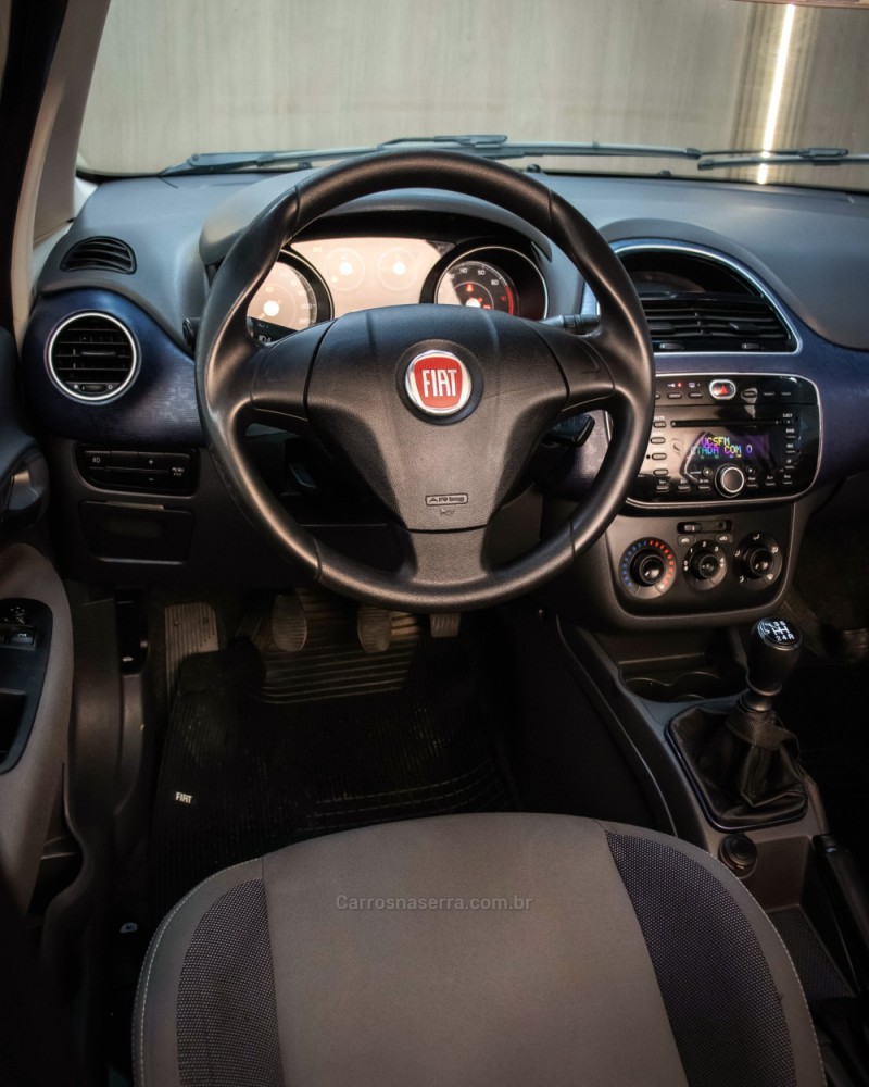 PUNTO 1.4 ATTRACTIVE 8V FLEX 4P MANUAL - 2013 - CAXIAS DO SUL