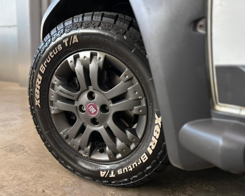 STRADA 1.8 MPI ADVENTURE LOCKER CE 8V FLEX 2P MANUAL - 2010 - VACARIA