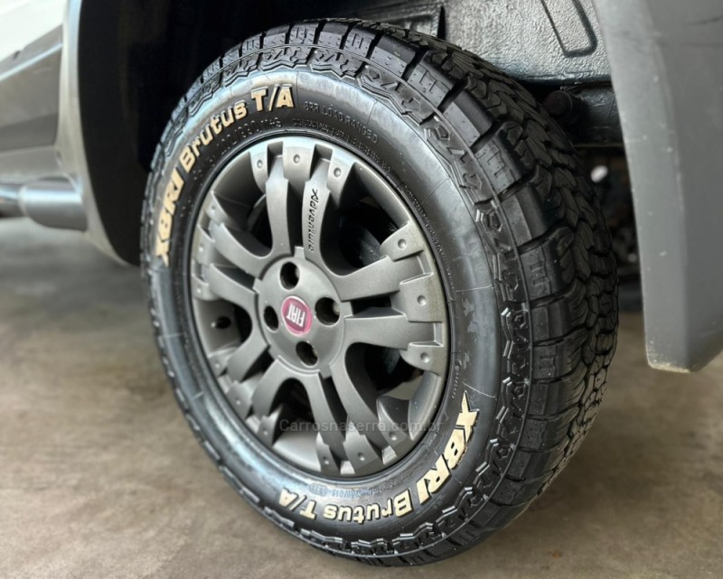 STRADA 1.8 MPI ADVENTURE LOCKER CE 8V FLEX 2P MANUAL - 2010 - VACARIA