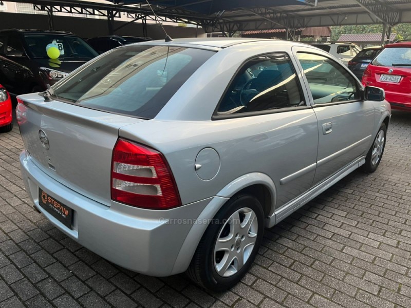 ASTRA 2.0 MPFI ADVANTAGE 8V FLEX 2P MANUAL - 2005 - FELIZ
