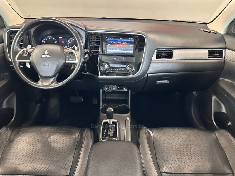 OUTLANDER 3.0 GT 4X4 V6 24V GASOLINA 4P AUTOMÁTICO - 2015 - SAPIRANGA