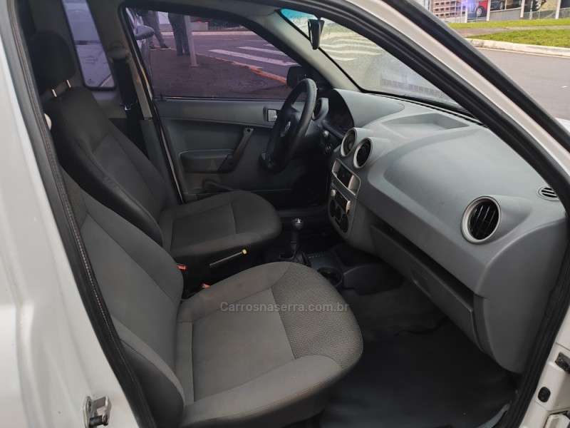 SAVEIRO 1.6 MI CITY CS 8V FLEX 2P MANUAL G.IV - 2010 - FARROUPILHA