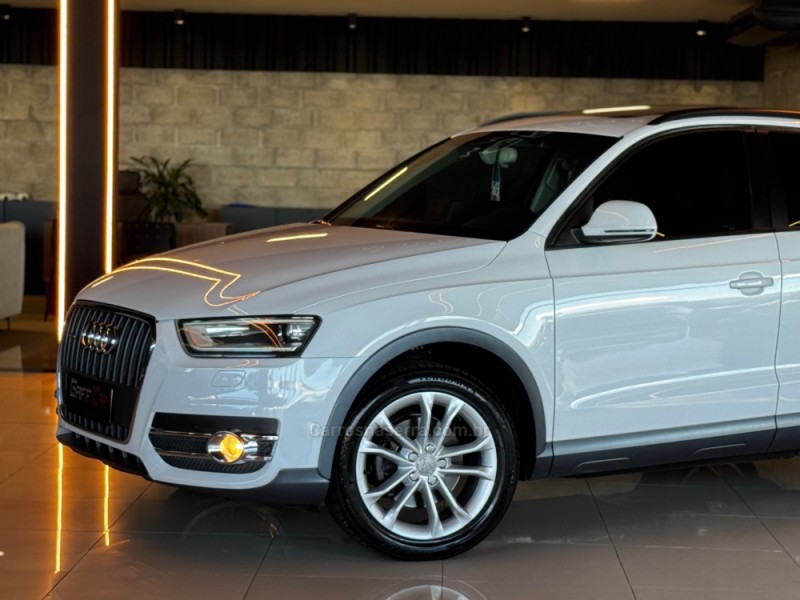 Q3 2.0 TFSI QUATTRO 4P GASOLINA S TRONIC - 2014 - DOIS IRMãOS