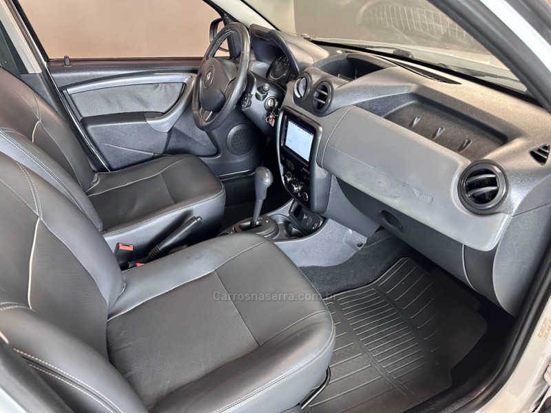 DUSTER 2.0 DYNAMIQUE 4X2 16V FLEX 4P AUTOMÁTICO - 2014 - SAPIRANGA