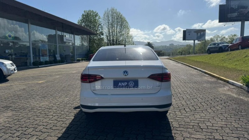 VIRTUS 1.6 MSI FLEX 4P AUTOMÁTICO - 2021 - NOVA PETRóPOLIS
