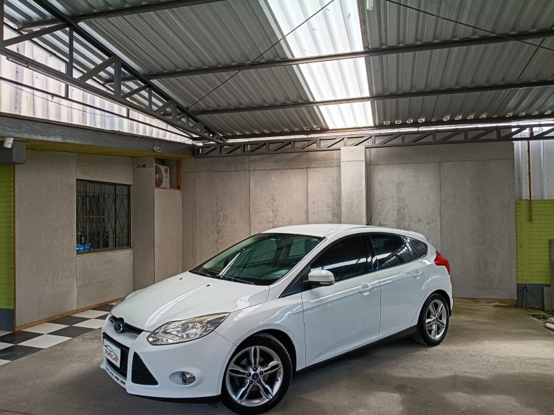 focus 2.0 se plus 16v flex 4p automatico 2015 caxias do sul