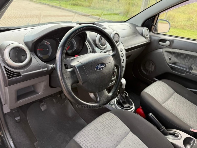 FIESTA 1.6 MPI SEDAN 8V FLEX 4P MANUAL - 2012 - IVOTI