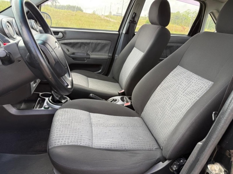 FIESTA 1.6 MPI SEDAN 8V FLEX 4P MANUAL - 2012 - IVOTI