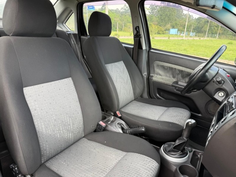FIESTA 1.6 MPI SEDAN 8V FLEX 4P MANUAL - 2012 - IVOTI
