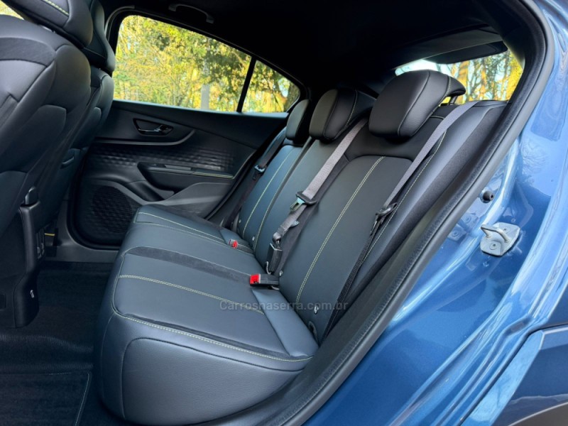 FASTBACK 1.0 TURBO 200 IMPETUS HIBRÍDO 4P AUTOMÁTICO - 2026 - DOIS IRMãOS