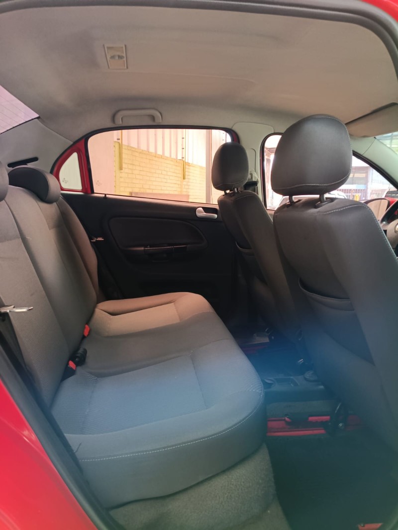 VOYAGE 1.6 MI COMFORTLINE 8V FLEX 4P MANUAL - 2012 - CAXIAS DO SUL