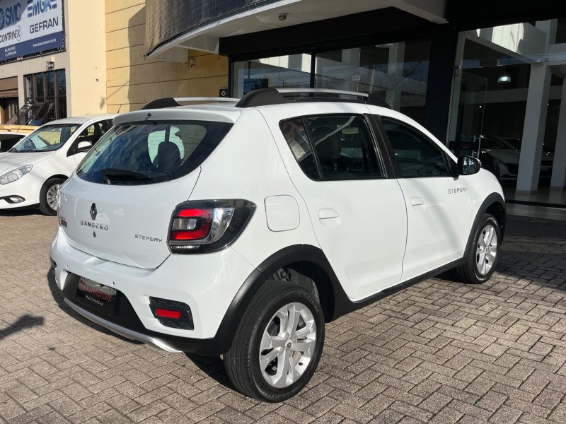 SANDERO 1.6 STEPWAY 8V FLEX 4P MANUAL - 2016 - CAXIAS DO SUL