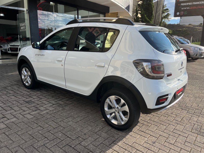 SANDERO 1.6 STEPWAY 8V FLEX 4P MANUAL - 2016 - CAXIAS DO SUL