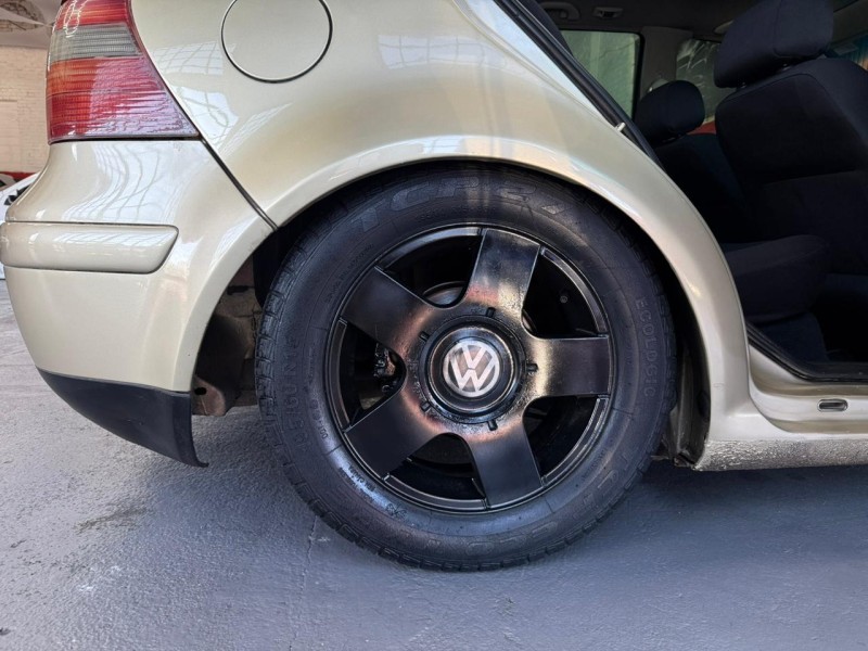 GOLF 1.6 MI 8V GASOLINA 4P MANUAL - 2001 - CAXIAS DO SUL