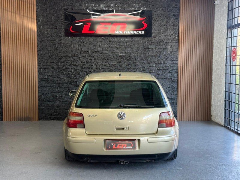 GOLF 1.6 MI 8V GASOLINA 4P MANUAL - 2001 - CAXIAS DO SUL