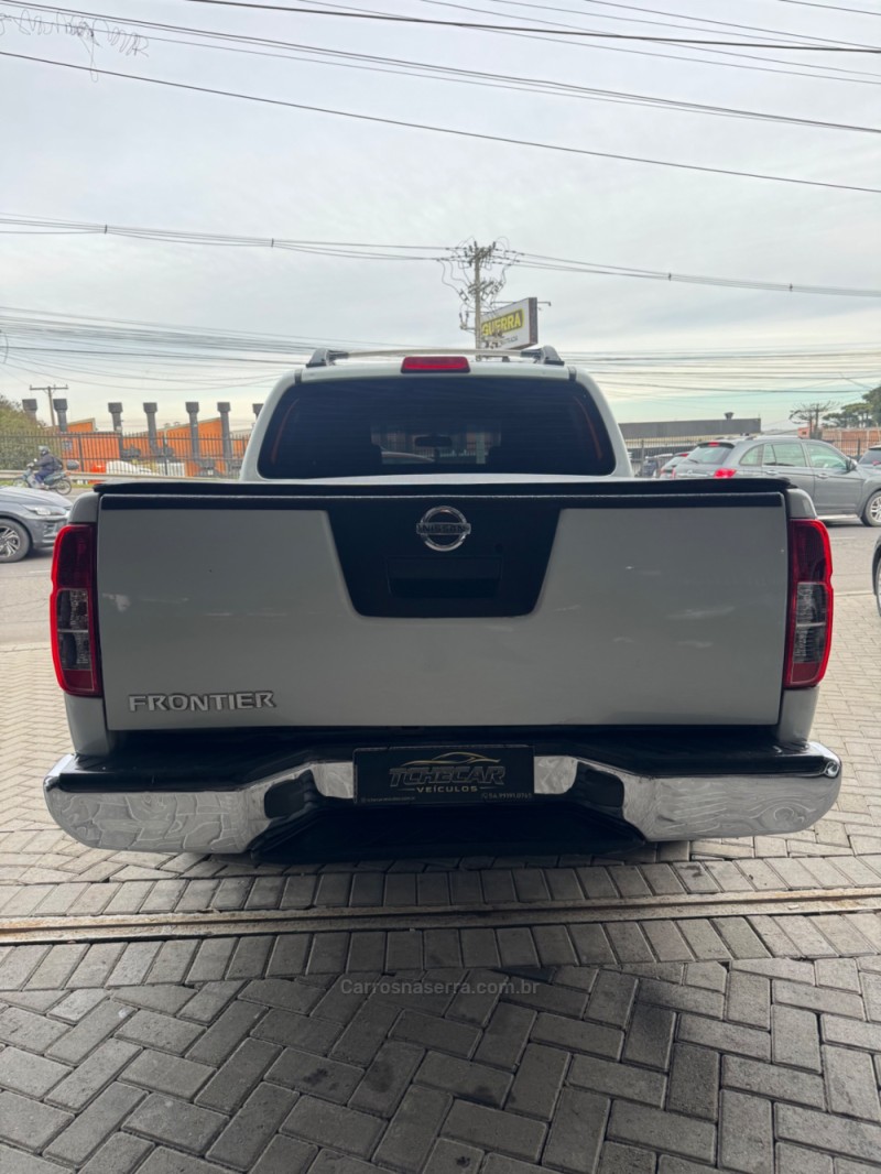 FRONTIER 2.5 SE 4X2 CD TURBO ELETRONIC DIESEL 4P MANUAL - 2010 - CAXIAS DO SUL