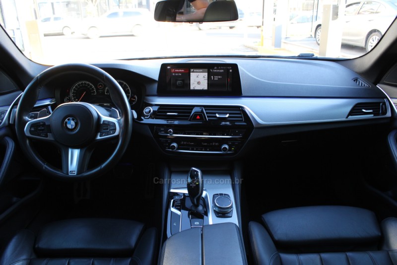 530I 2.0 M SPORT 16V TURBO GASOLINA 4P AUTOMÁTICO - 2018 - CAXIAS DO SUL