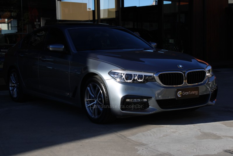 530I 2.0 M SPORT 16V TURBO GASOLINA 4P AUTOMÁTICO - 2018 - CAXIAS DO SUL