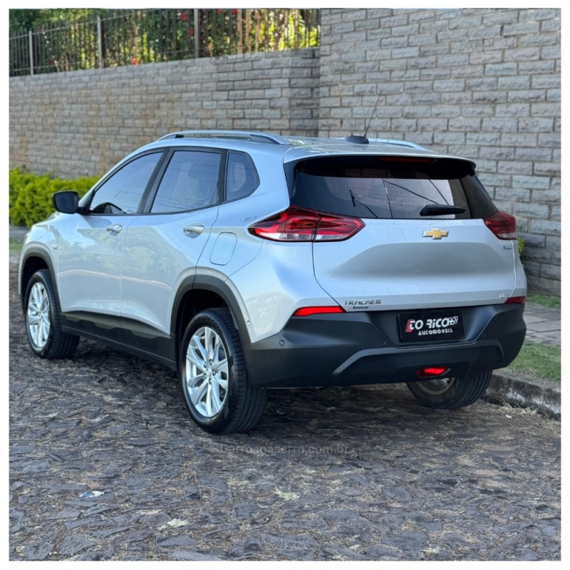 TRACKER 1.0 12V LTZ TURBO FLEX 4P AUTOMÁTICO - 2021 - CAMPO BOM
