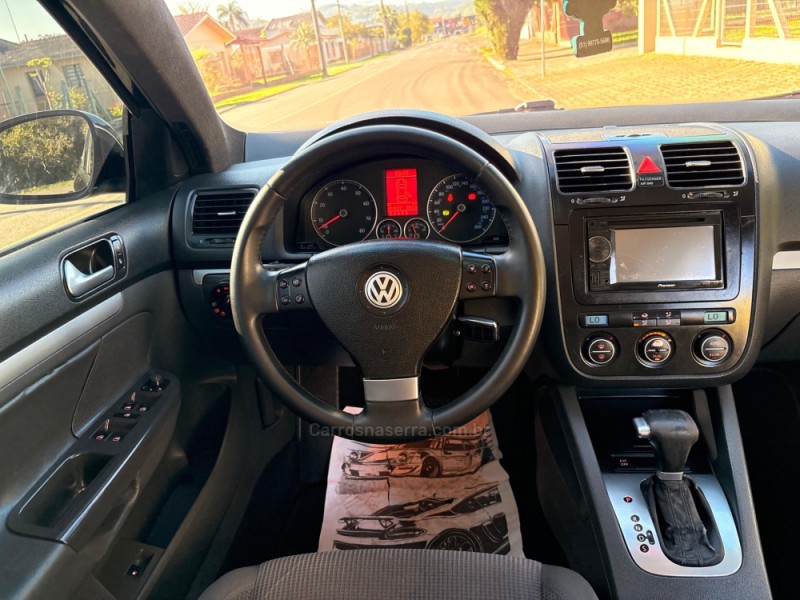 JETTA 2.5 I 20V 150CV GASOLINA 4P TIPTRONIC - 2007 - ESTâNCIA VELHA