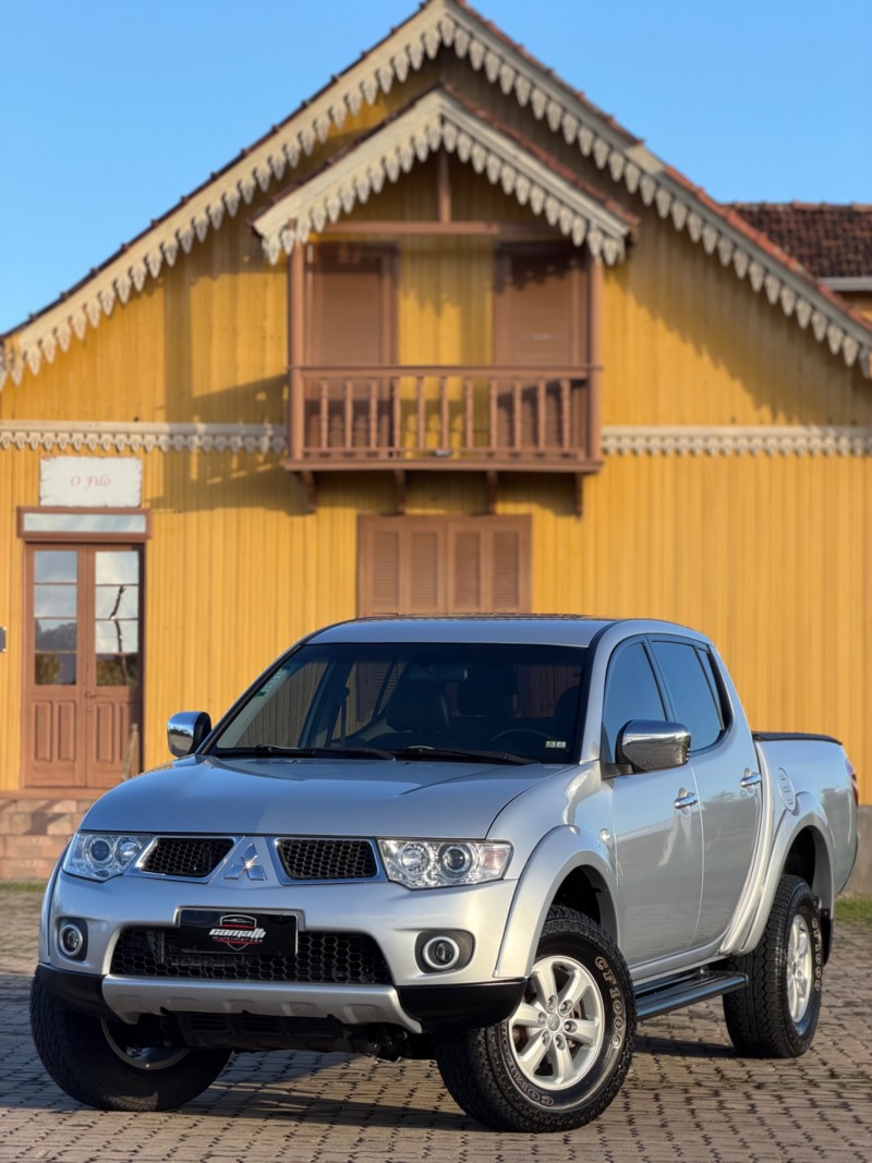 l200 3.2 hpe 4x4 cd 16v turbo intercooler diesel 4p automatico 2013 antonio prado