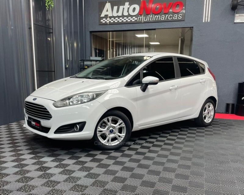 fiesta 1.6 sel hatch 16v flex 4p manual 2017 vacaria
