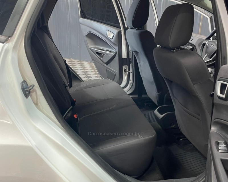 FIESTA 1.6 SEL HATCH 16V FLEX 4P MANUAL - 2017 - VACARIA