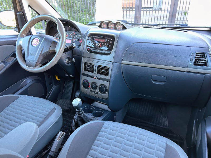 IDEA 1.8 MPI ADVENTURE 8V FLEX 4P MANUAL - 2013 - BENTO GONçALVES