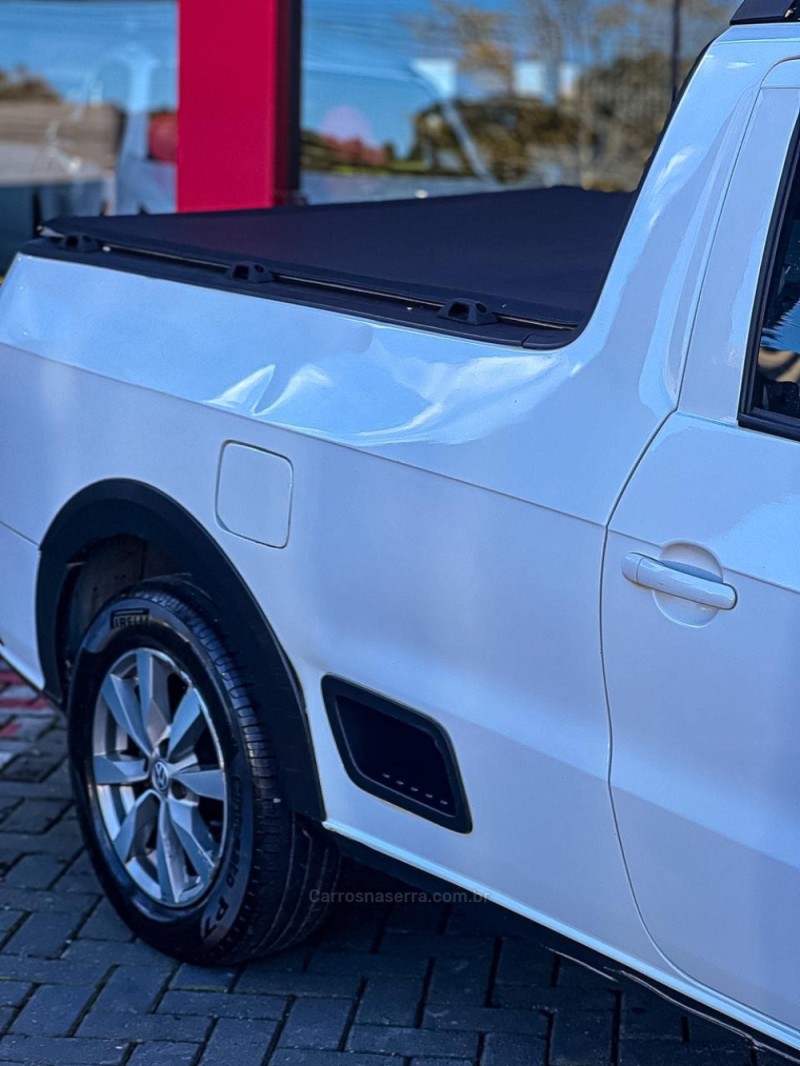 SAVEIRO 1.6 MI TRENDLINE CS 8V FLEX 2P MANUAL - 2020 - CANELA