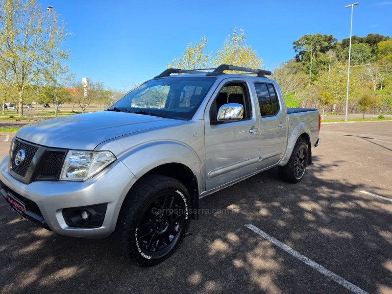 FRONTIER 2.5 SL 4X4 CD TURBO ELETRONIC DIESEL 4P AUTOMÁTICO - 2014 - BENTO GONçALVES