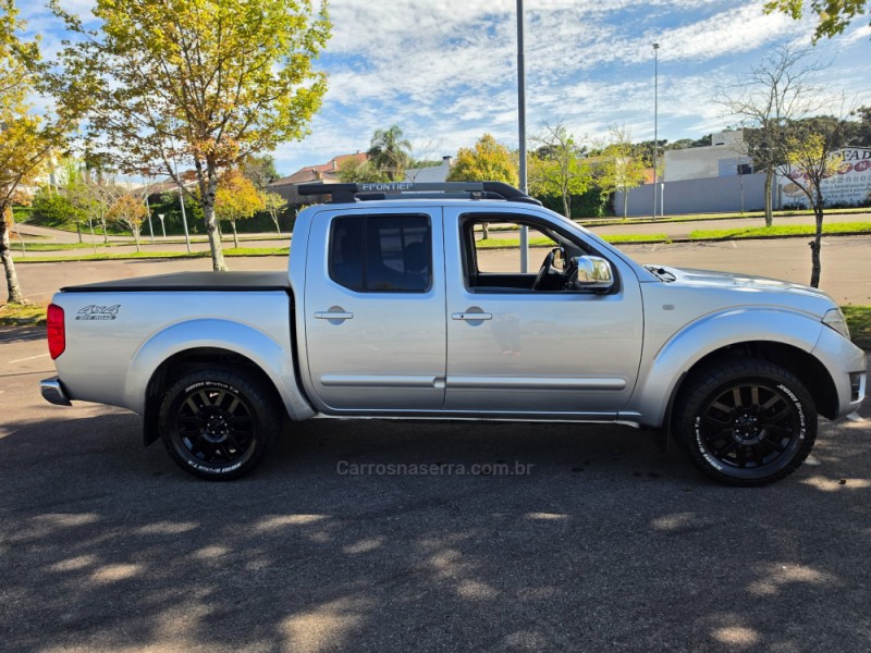FRONTIER 2.5 SL 4X4 CD TURBO ELETRONIC DIESEL 4P AUTOMÁTICO - 2014 - BENTO GONçALVES