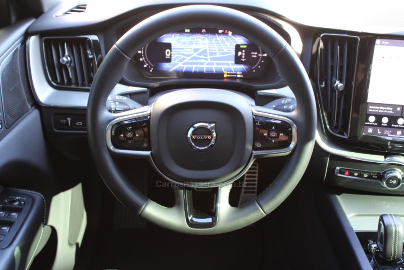 XC60 2.0 T8 R DESIGN HYBRID GASOLINA 4P AUTOMÁTICO - 2022 - CAXIAS DO SUL