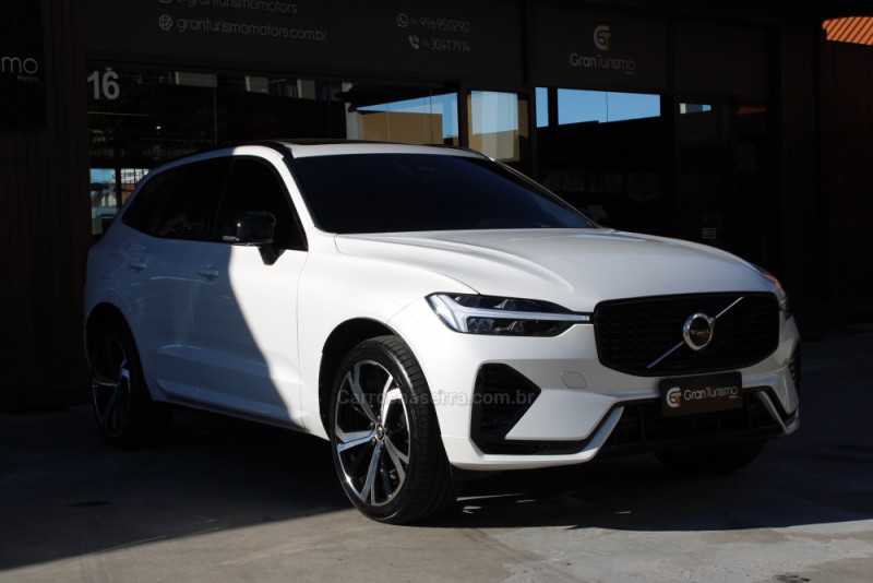 XC60 2.0 T8 R DESIGN HYBRID GASOLINA 4P AUTOMÁTICO - 2022 - CAXIAS DO SUL