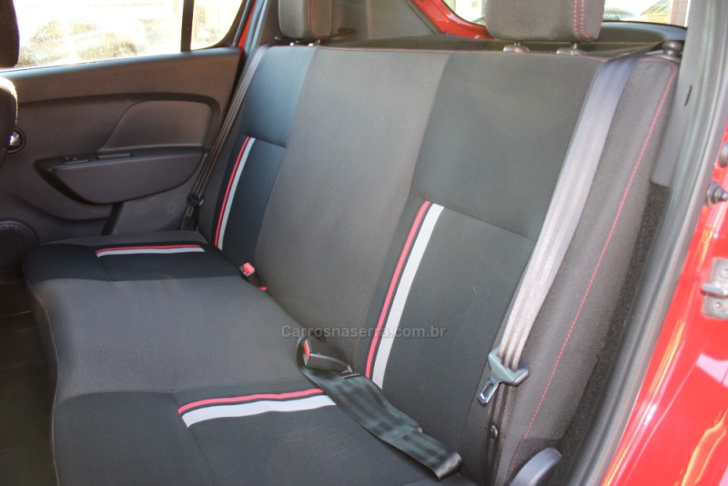 SANDERO 2.0 RS 16V FLEX 4P MANUAL - 2016 - CAXIAS DO SUL