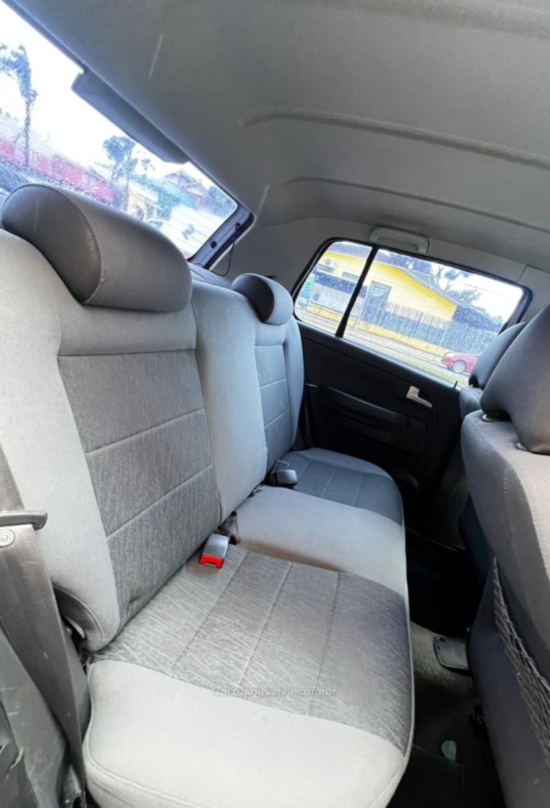 CROSSFOX 1.6 MI FLEX 8V 4P MANUAL - 2006 - PAROBé