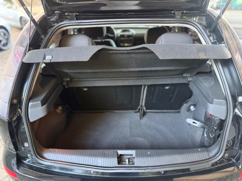 CORSA 1.4 MPFI MAXX SEDAN 8V FLEX 4P MANUAL - 2012 - CAXIAS DO SUL