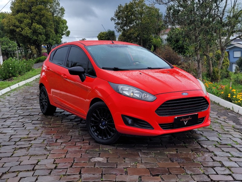FIESTA 1.5 S HATCH 16V FLEX 4P MANUAL - 2016 - CARLOS BARBOSA