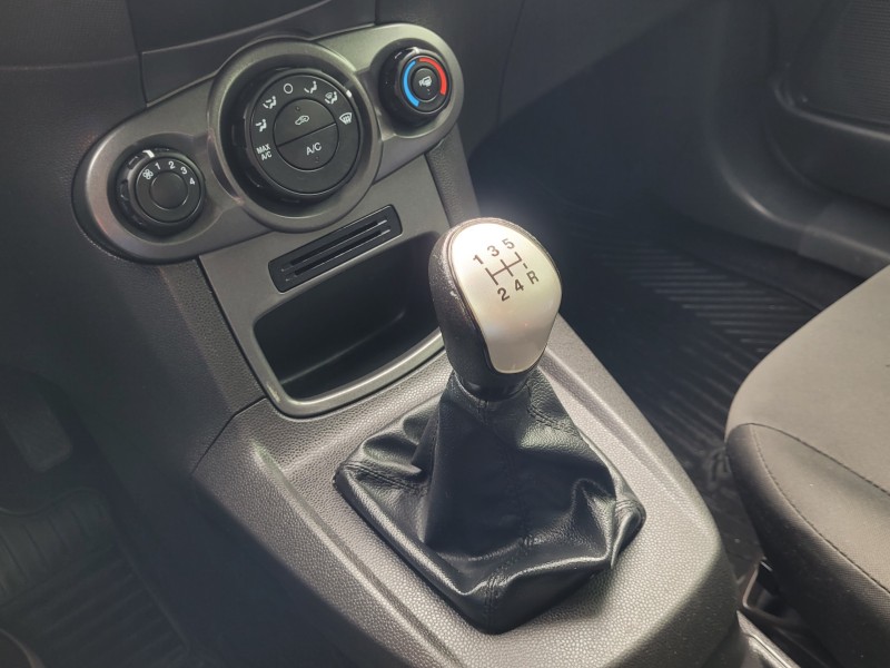 FIESTA 1.5 S HATCH 16V FLEX 4P MANUAL - 2016 - CARLOS BARBOSA