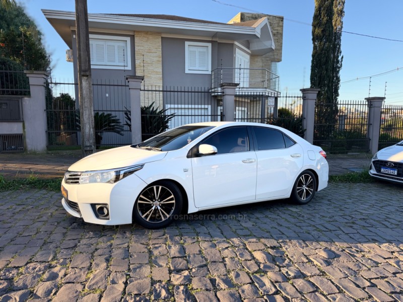 COROLLA 2.0 ALTIS PREMIUM 16V FLEX 4P AUTOMÁTICO - 2016 - CAXIAS DO SUL