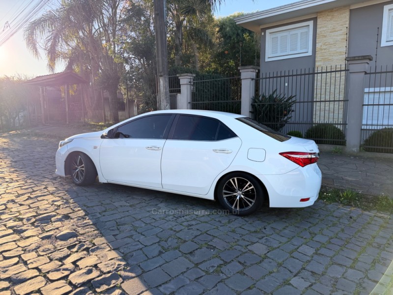 COROLLA 2.0 ALTIS PREMIUM 16V FLEX 4P AUTOMÁTICO - 2016 - CAXIAS DO SUL